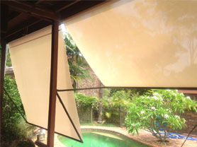 Drop-arm awnings with two different cassettes - pic in colours